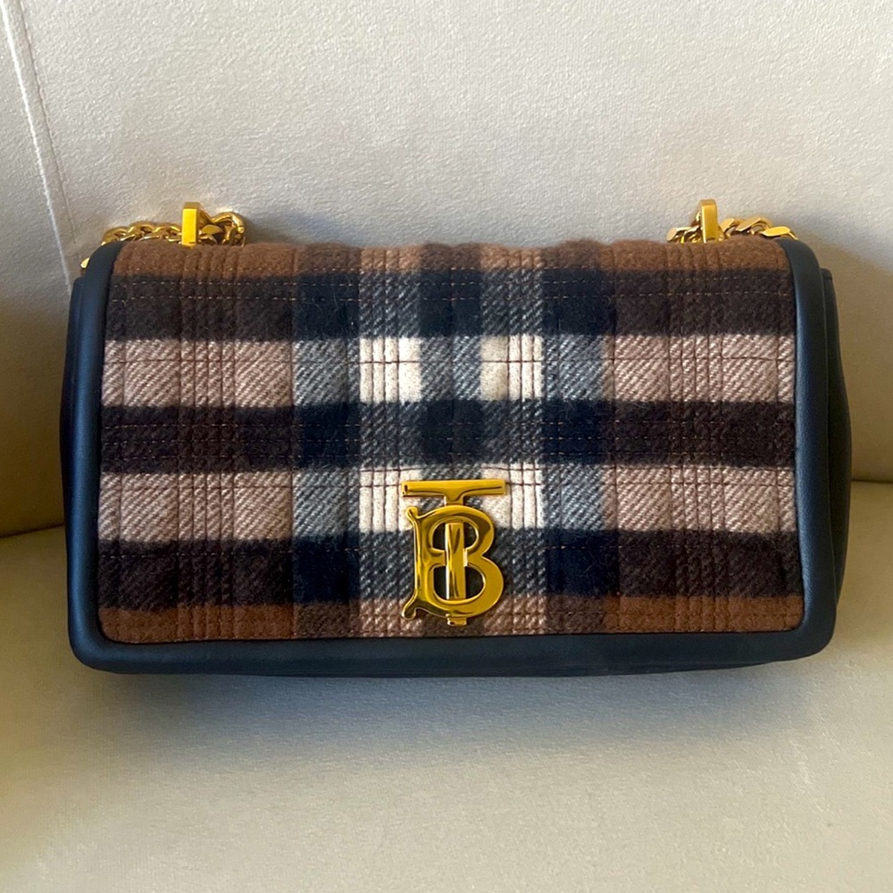 Burberry Clutch Bag. Only worn once. No damage. Authentic